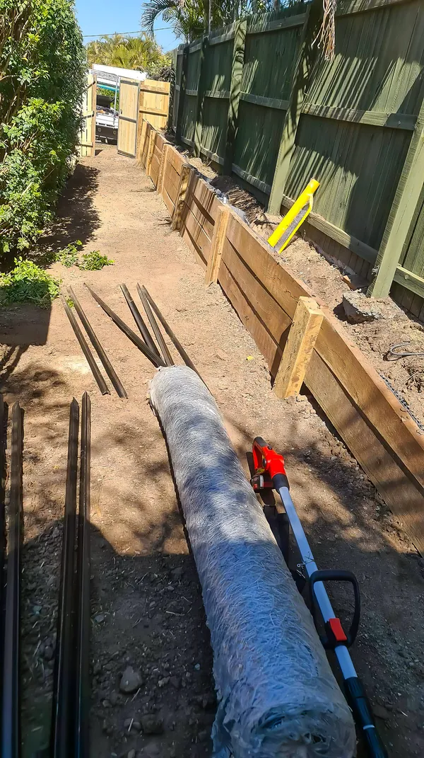 Timber sleeper retaining set out during construction